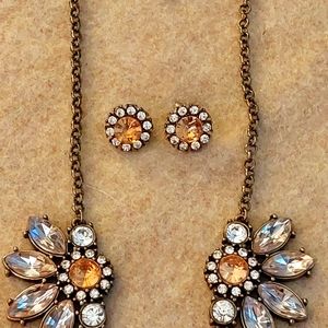 GOLD TONE CLEAR AND YELLOW RHINESTONE NECKLACE SET